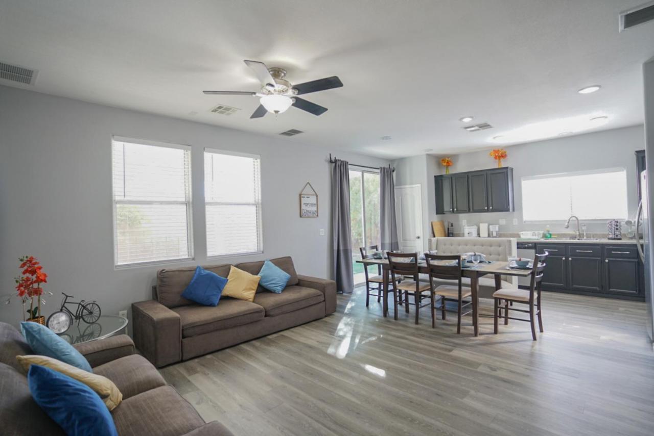 Ultra Modern Las Vegas Home 20Min From The Strip Екстериор снимка