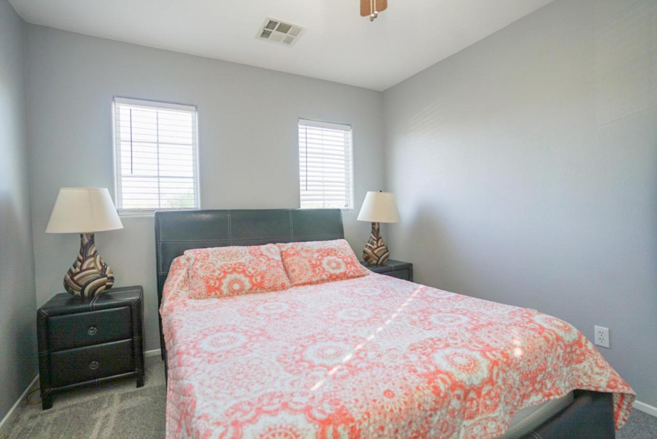 Ultra Modern Las Vegas Home 20Min From The Strip Екстериор снимка